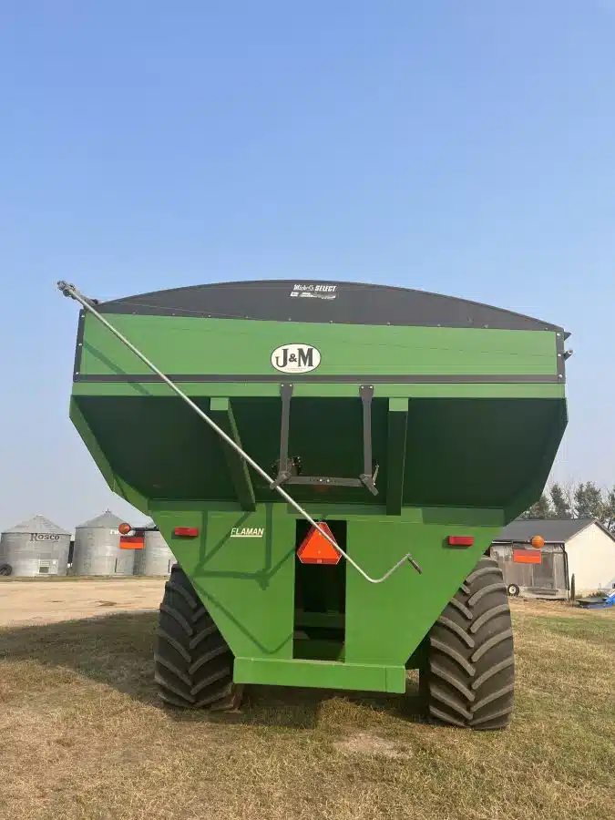 Gallery image 2 for Used 2010 J&M 1150 Grain Cart