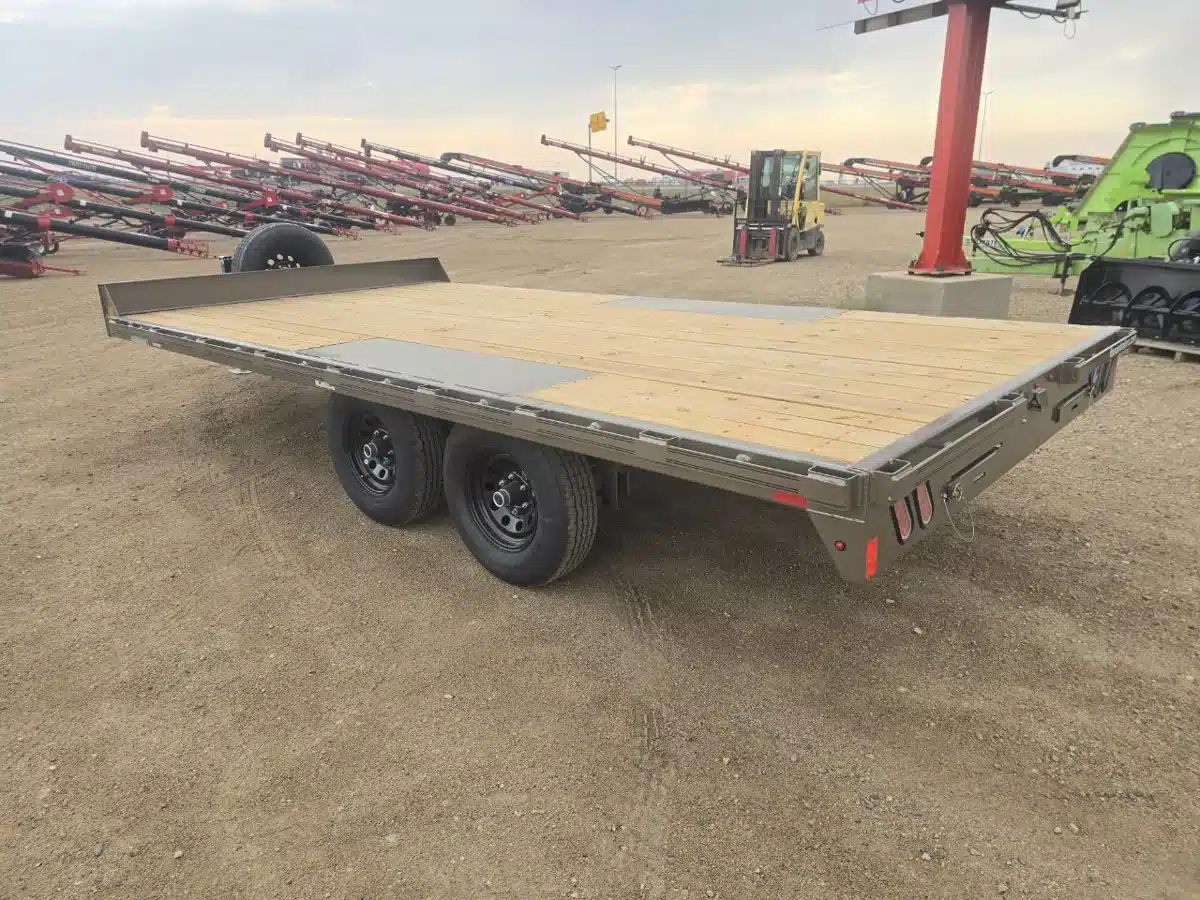 Gallery image 2 for New 2026 Diamond C GDD Trailer - Flat Deck