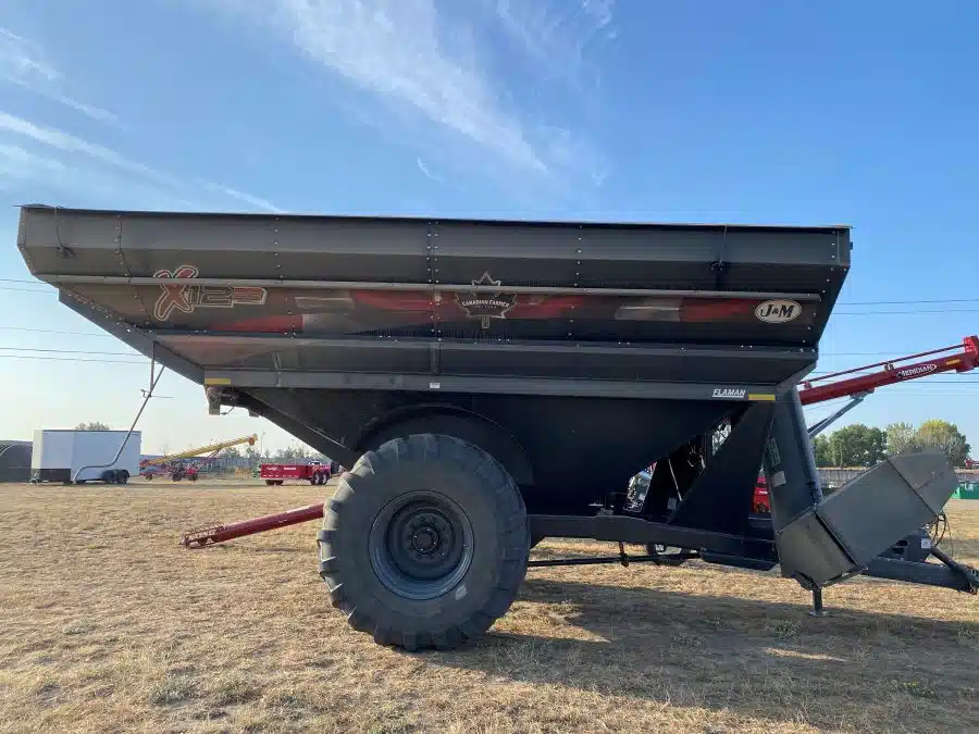 Gallery image 1 for Used 2023 J&M 1222 Grain Cart