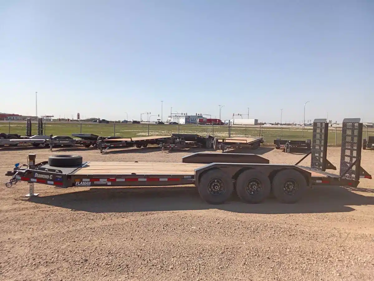 Gallery image 2 for 2026 Diamond C LPX Trailer - Flat Deck