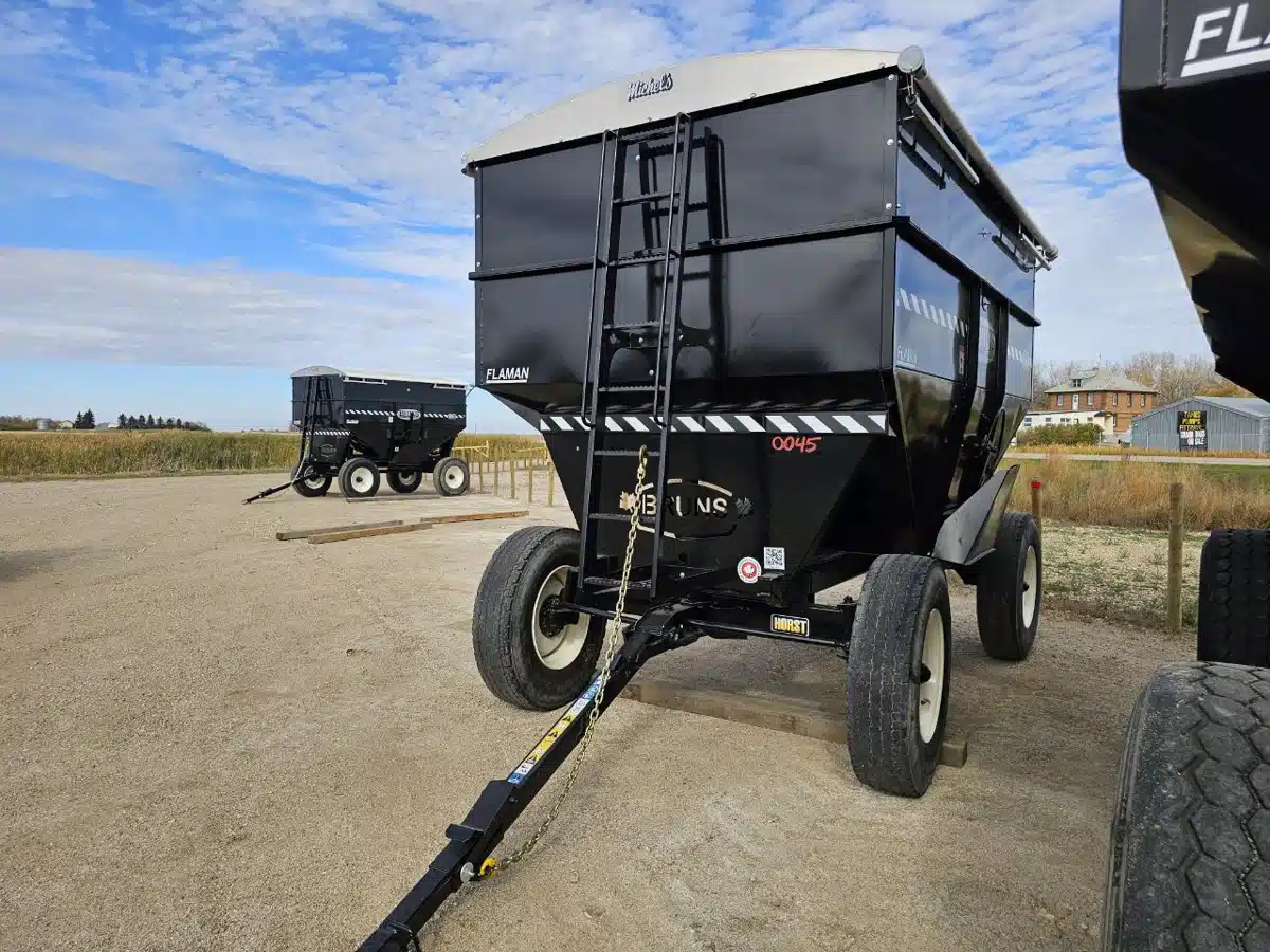 Gallery image 1 for 2024 Bruns Manufacturing 430 Grain Cart