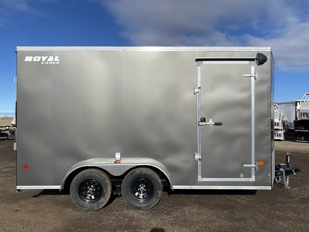 Gallery image 2 for New 2026 Royal Cargo LCHT35-7.520V-86 Trailer