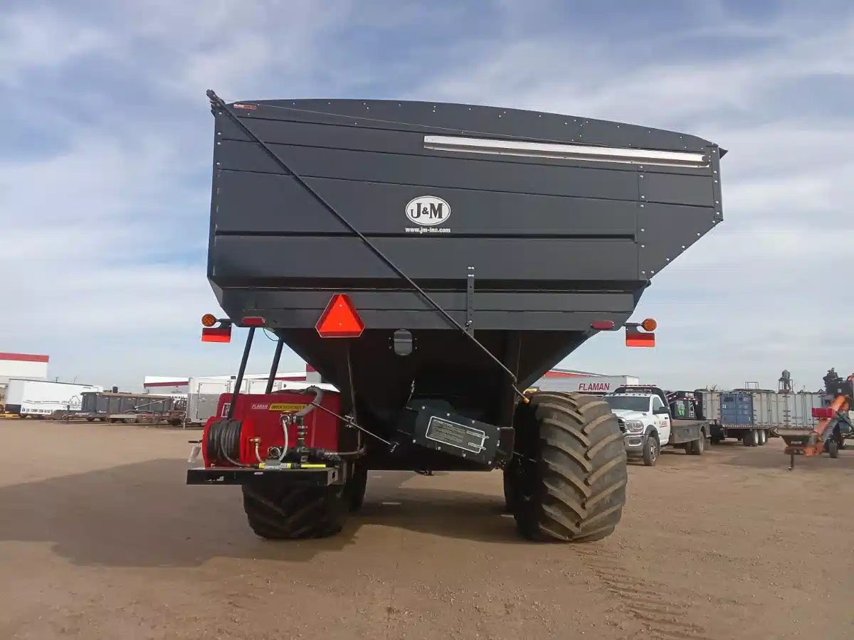 Gallery image 2 for New 2025 J&M 2332-22D Grain Cart