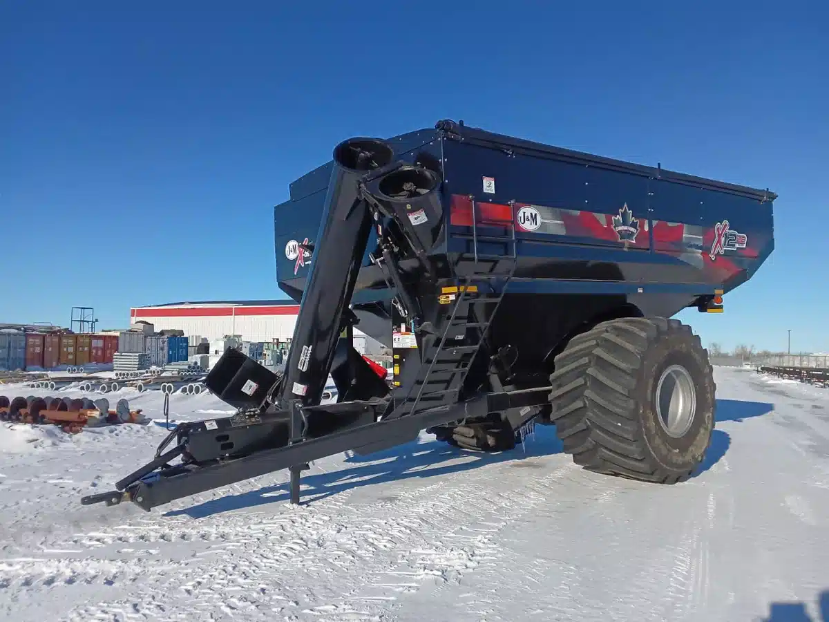 Gallery image 1 for New 2024 J&M 1222 Grain Cart