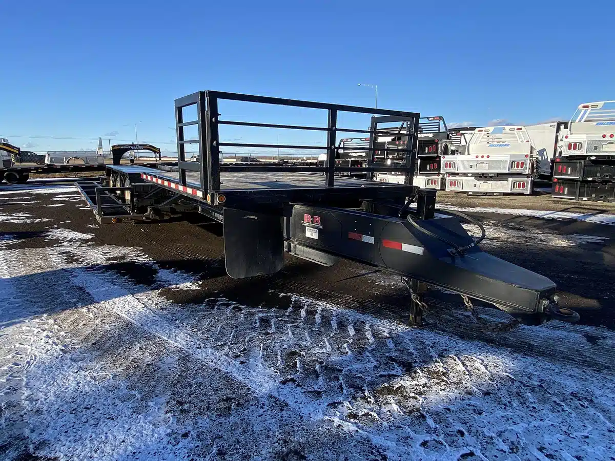 Used 2013 Behnke TSPX22A TRI Trailer