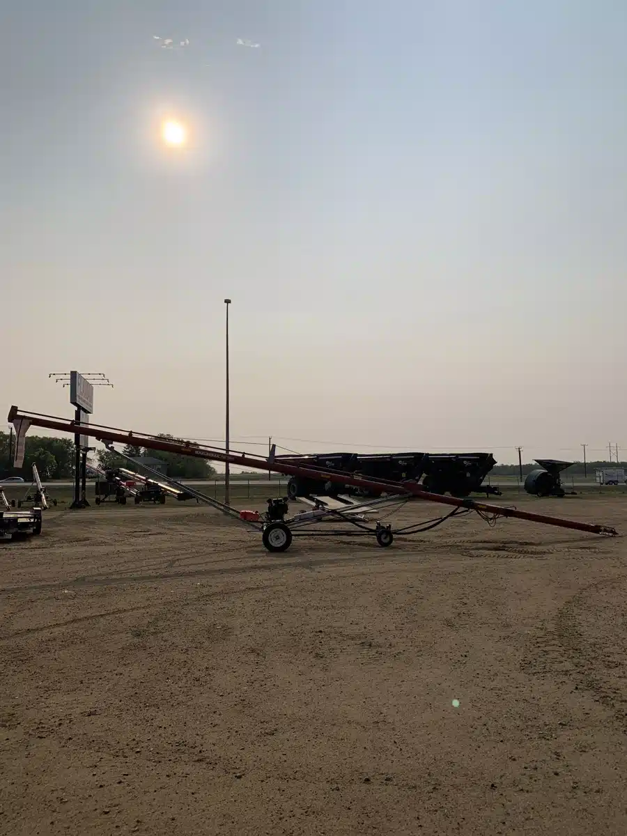 Used 2010 Sakundiak HD8-1600 Grain Auger