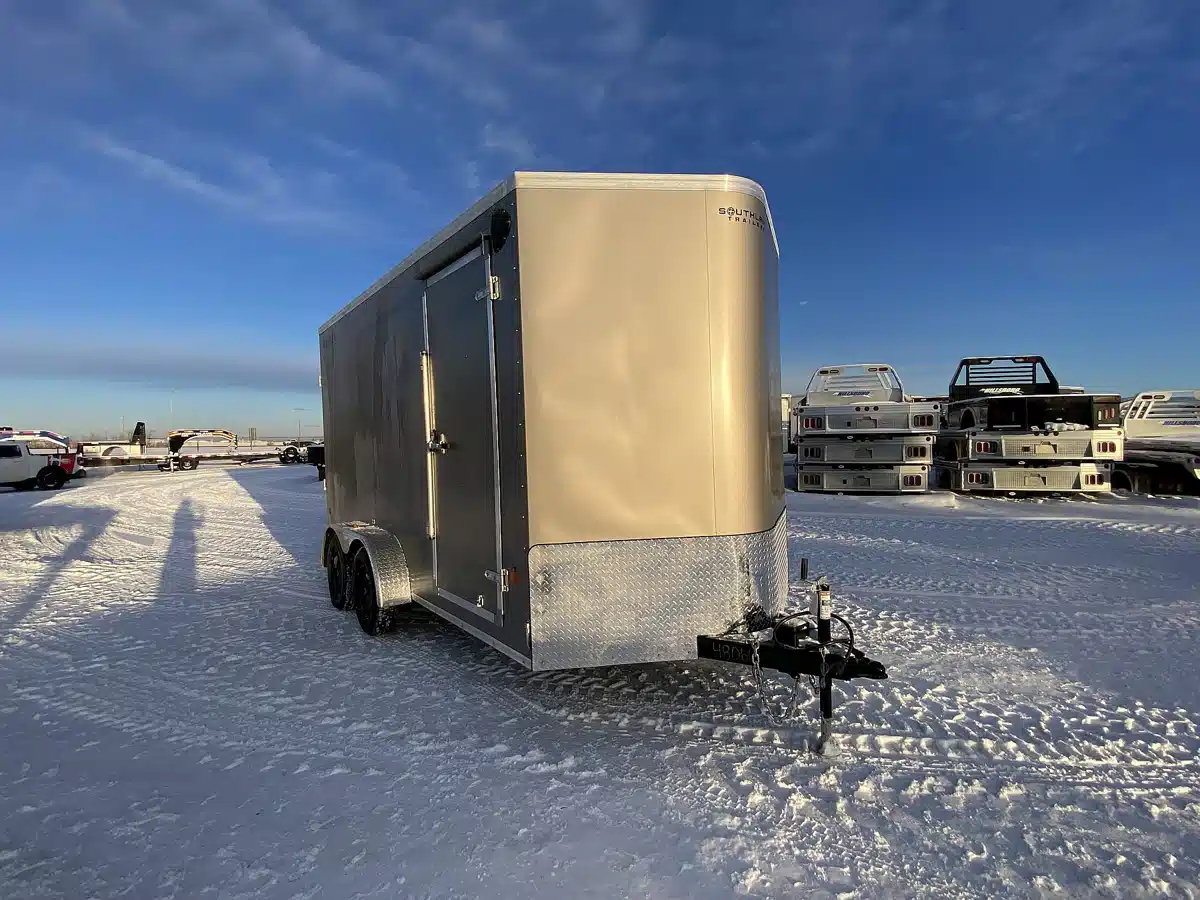 New 2026 Royal Cargo LCHT35-716V-86 Trailer