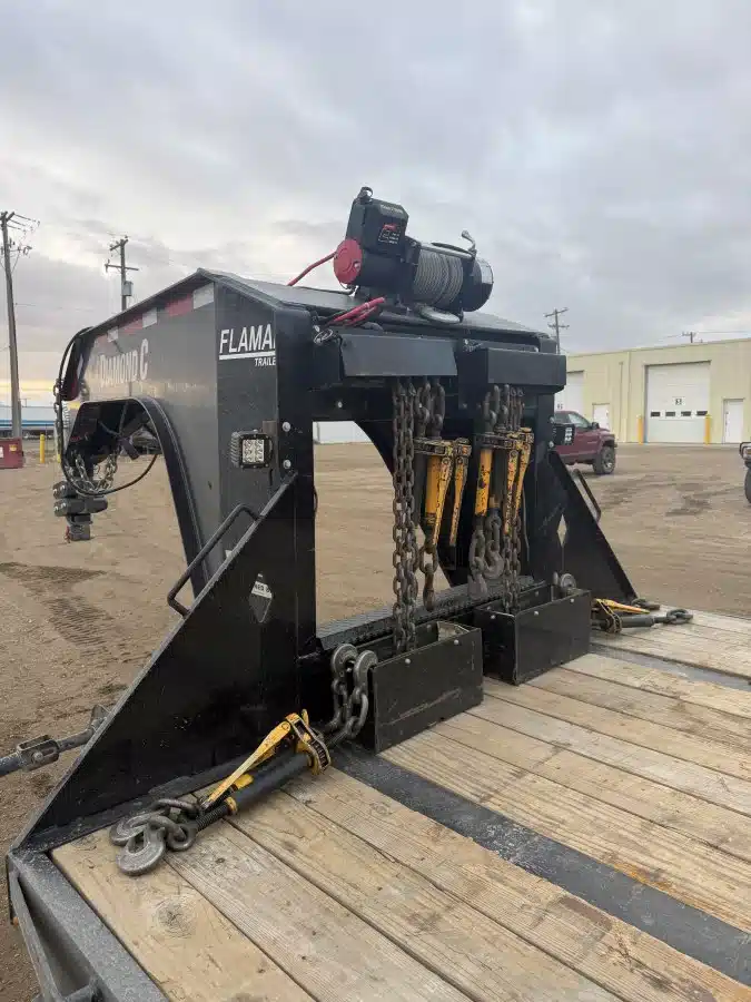 Gallery image 2 for Used 2021 Diamond C FMAX 310 Trailer - Flat Deck