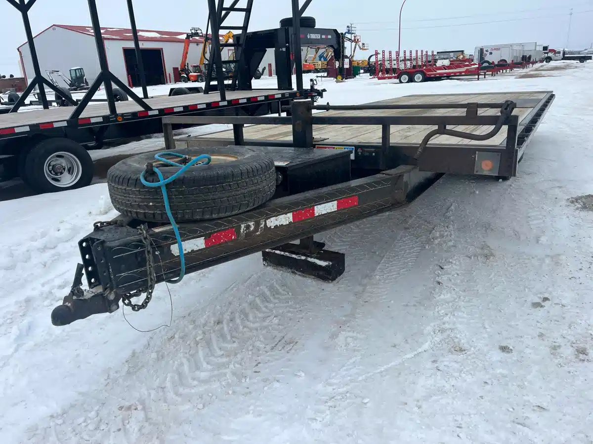 Used 2015 PJ Trailers HYD TILT Trailer - Flat Deck