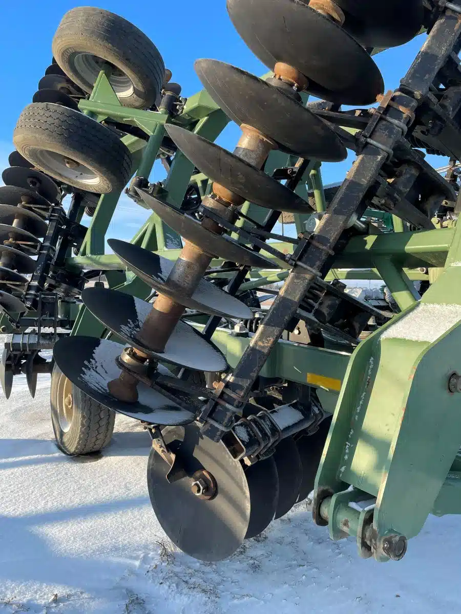 Gallery image 2 for 2014 Wishek 842NT Disc