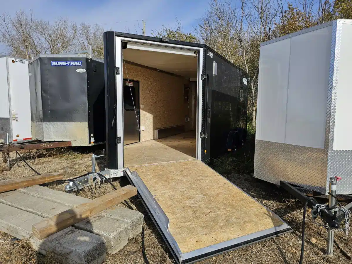 Gallery image 2 for 2022 ALCOM 7.5X16 VNOSE Trailer - Snowmobile