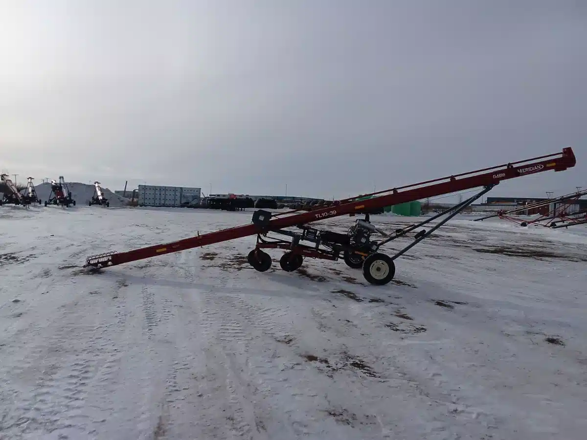 Gallery image 2 for 2025 Meridian TL -1039 Grain Auger