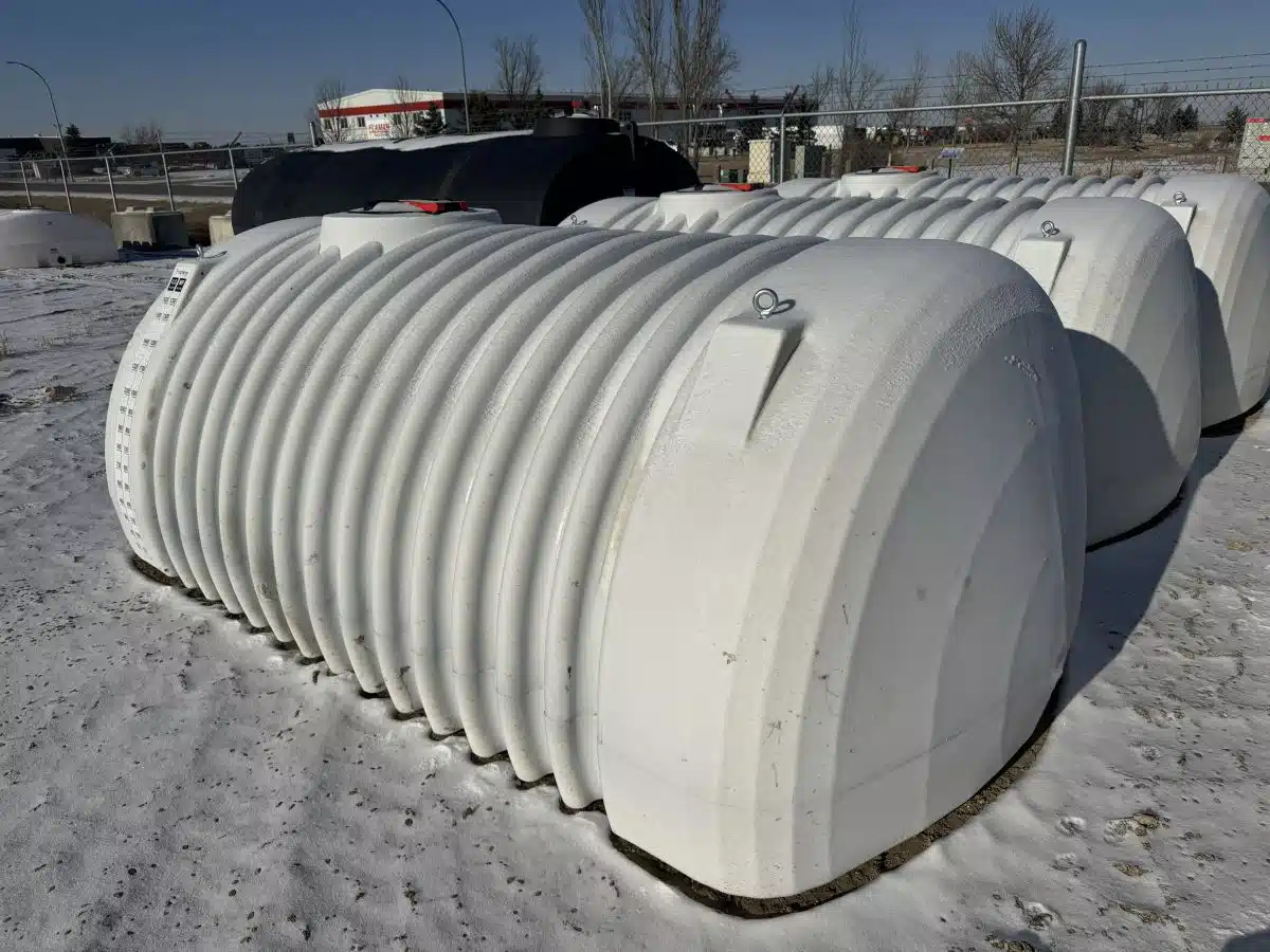Gallery image 2 for Freeform Plastics HD GEN 2 Fertilizer Tank
