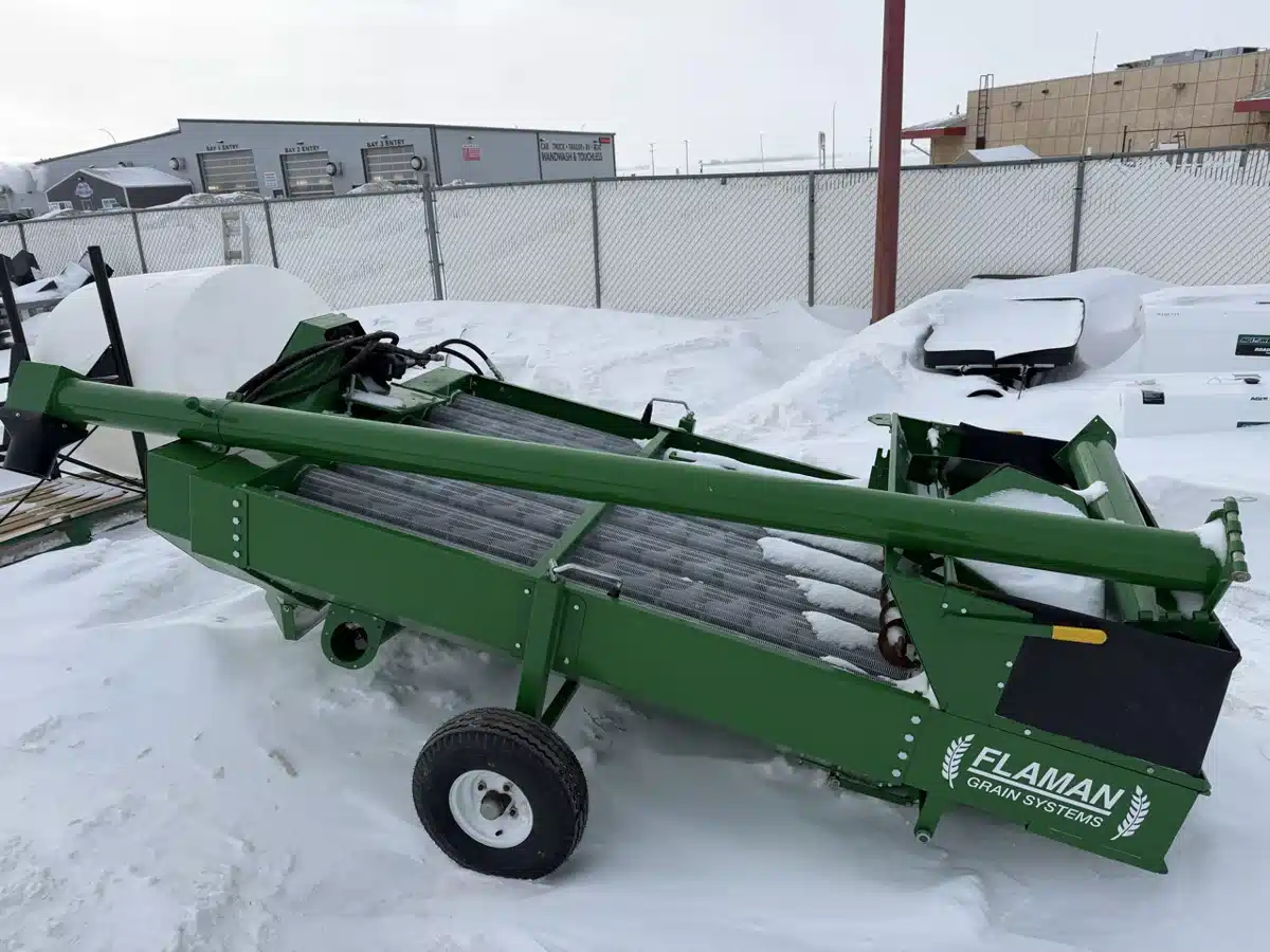 Gallery image 1 for 2024 Kwik Kleen 772 Grain Cleaner