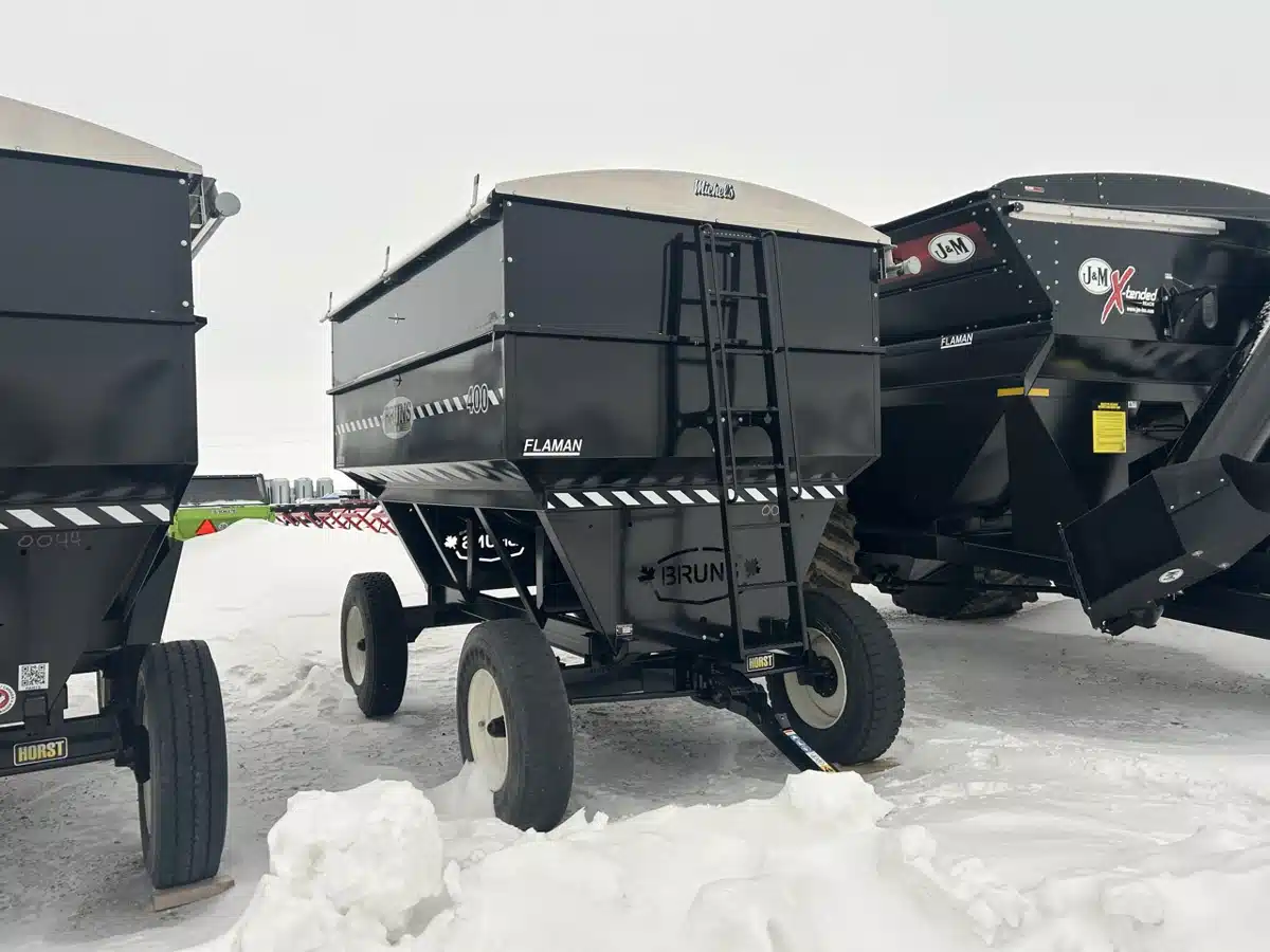 Gallery image 2 for 2025 Bruns Manufacturing 400 Grain Cart