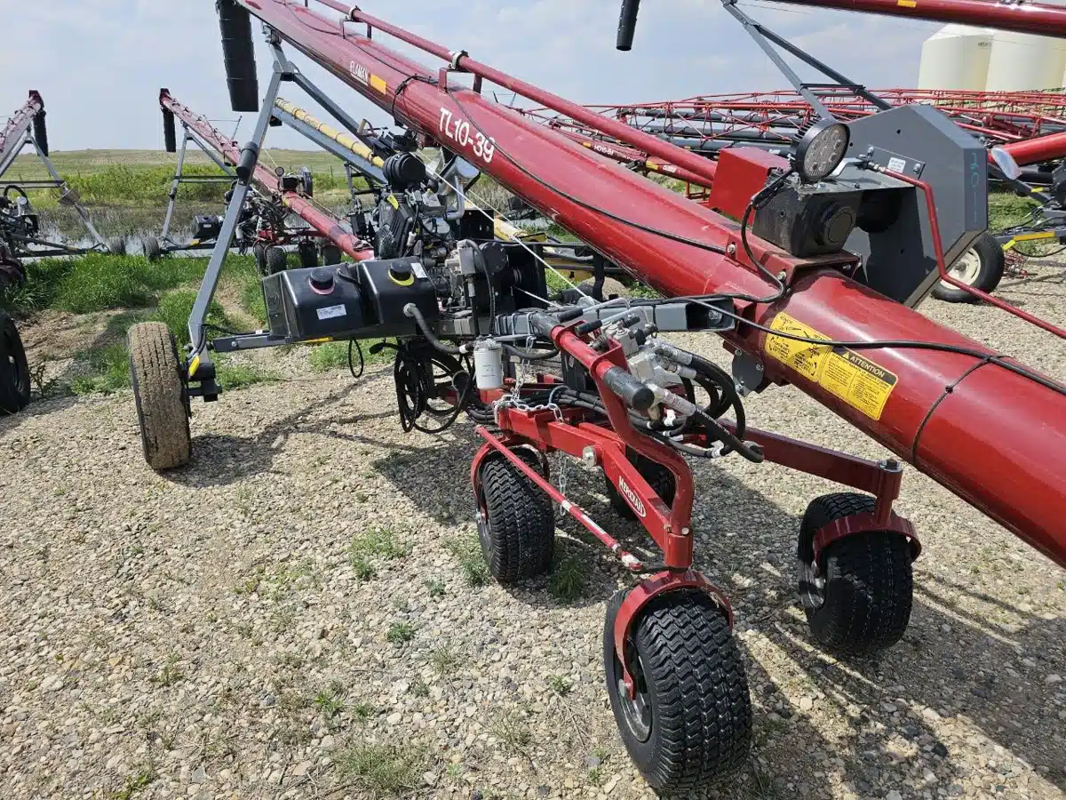 Gallery image 2 for Meridian TL 10 Grain Auger