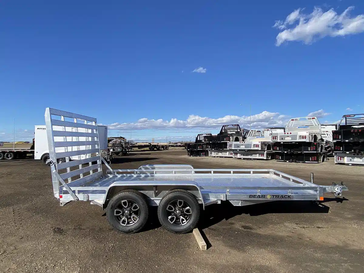 Photo de la Galerie 2 pour 2026 Bear Track BTT81170S Trailer
