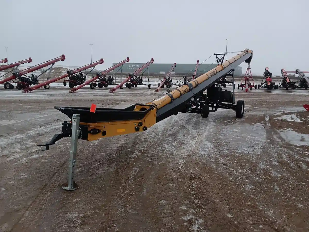 Gallery image 2 for 2025 CONVEY-ALL 1650TL OIL Grain Auger