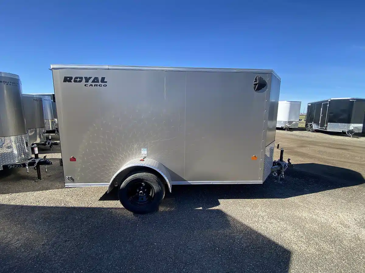 Photo de la Galerie 2 pour 2026 Royal Cargo LCHS29-512V64 Remorque fermée