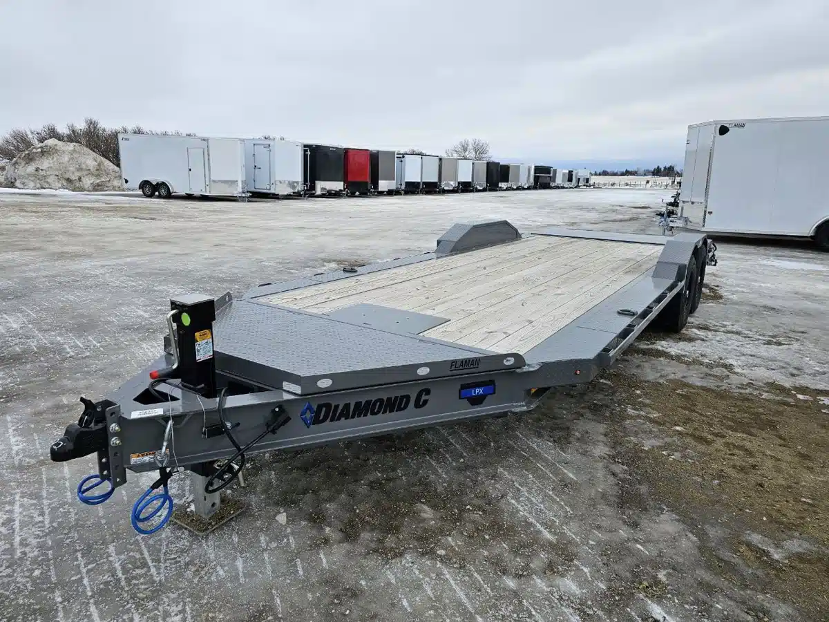 Photo de la Galerie 1 pour 2025 Diamond C LPX Remorque - Plateforme