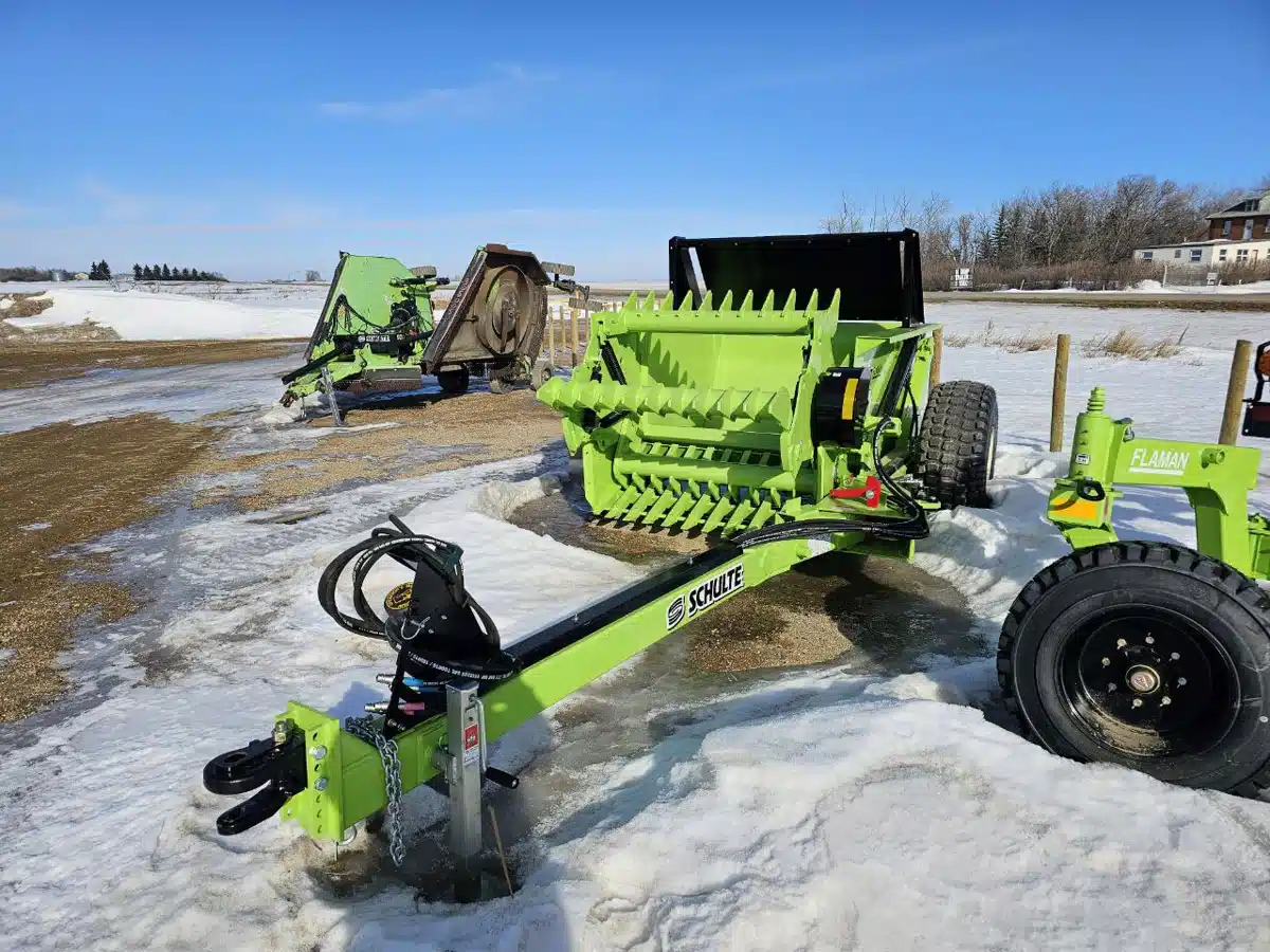 Photo de la Galerie 1 pour 2026 Schulte GIANT 2500 ramasseuse de pierres