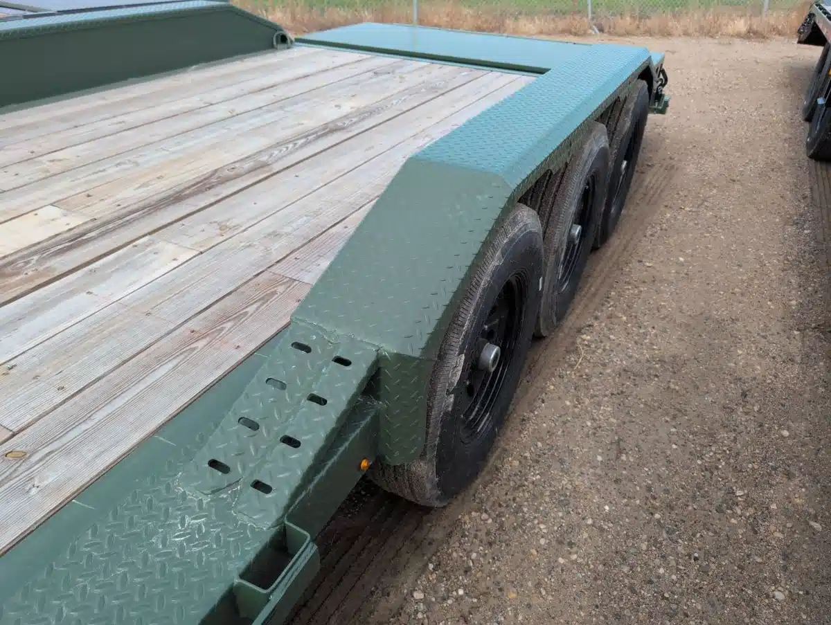 Gallery image 2 for 2025 Diamond C LPX Trailer - Flat Deck