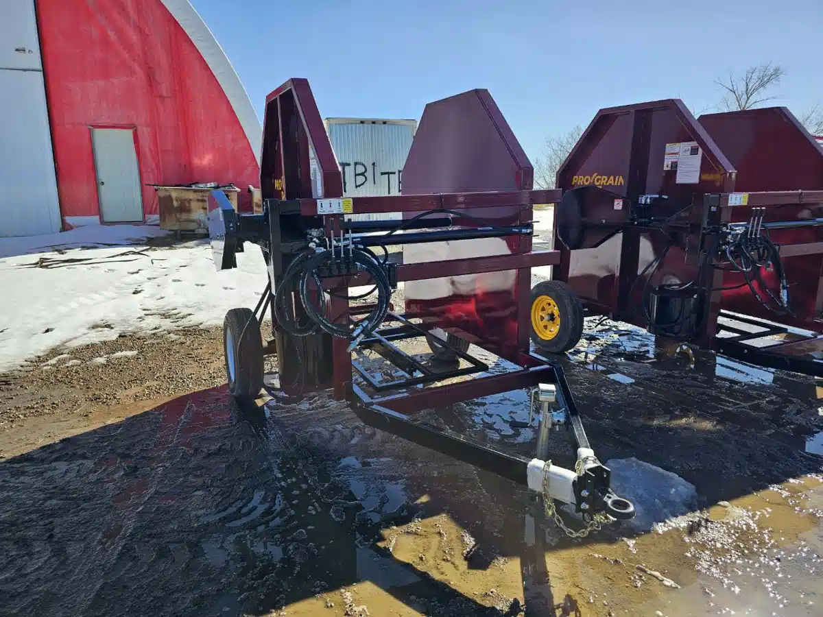 Gallery image 2 for 2026 Arc Alloy R-5 Grain Bag Roller