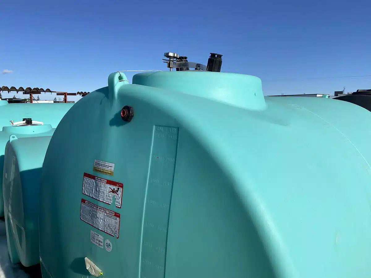 Gallery image 2 for Enduraplas THD02200K Fertilizer Tank