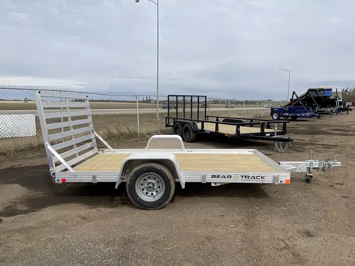Photo de la Galerie 2 pour 2026 Bear Track BTU65120W Trailer
