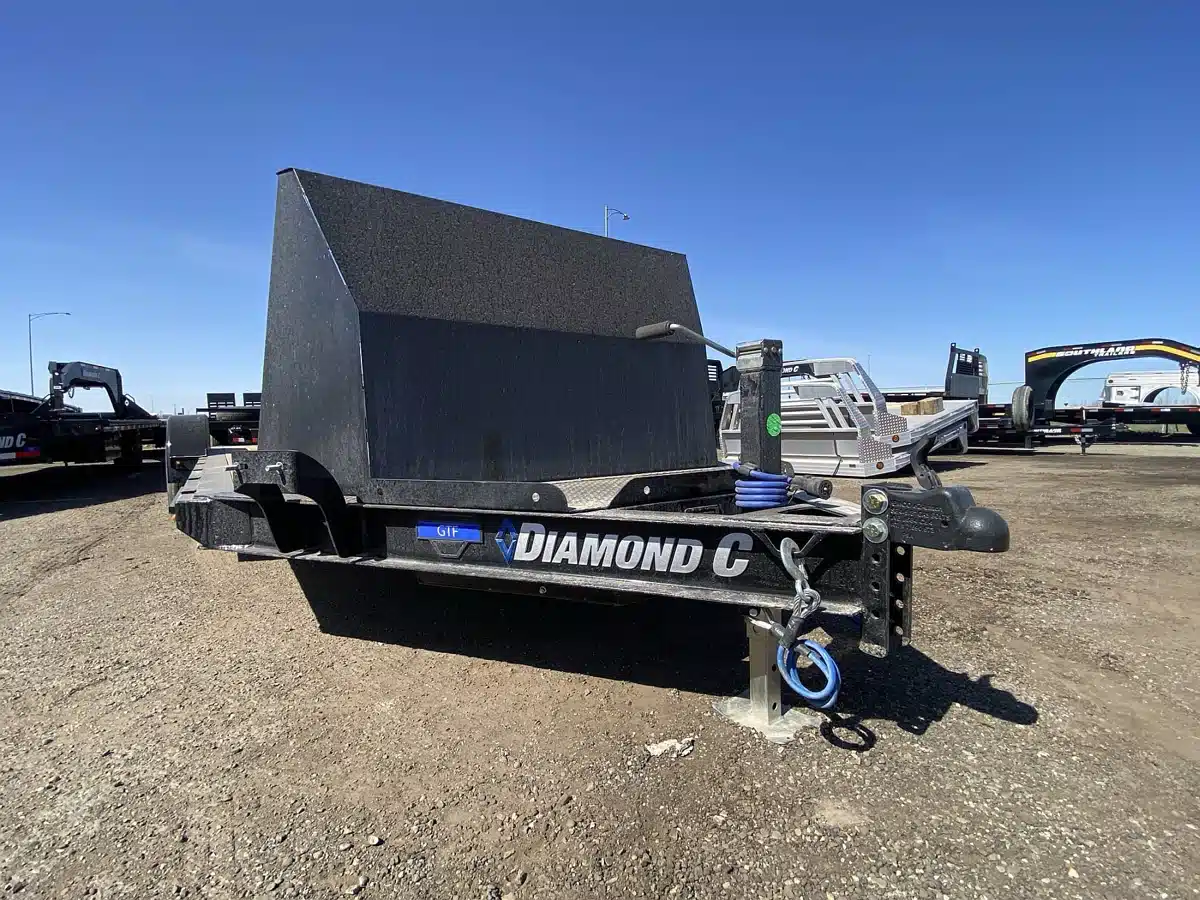 Gallery image 2 for 2026 Diamond C GTF206 Trailer