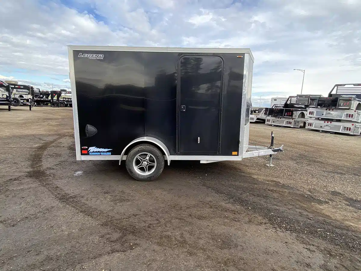 Photo de la Galerie 2 pour 2026 Legend 6x11TVSA30 Remorque fermée