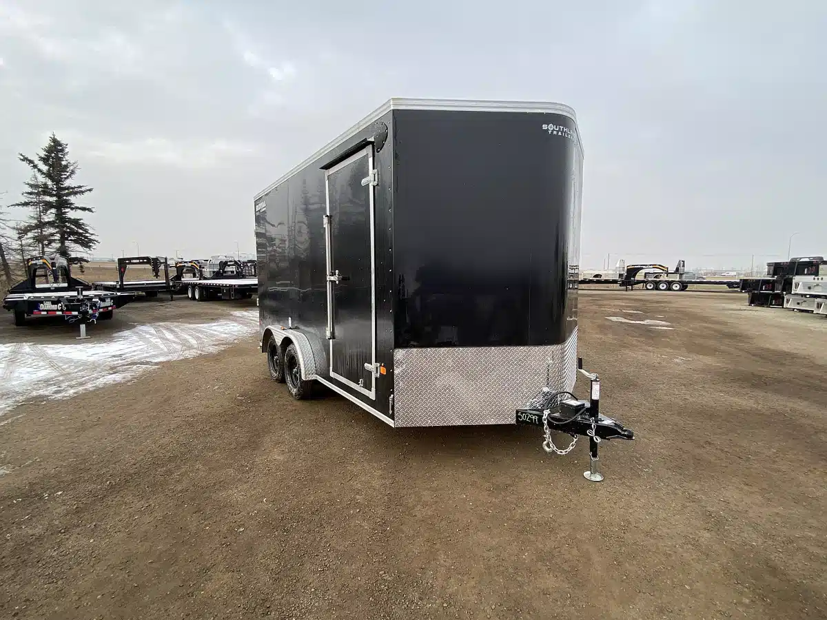Photo de la Galerie 1 pour 2026 Royal Cargo LCHT35--716V-86 Remorque fermée