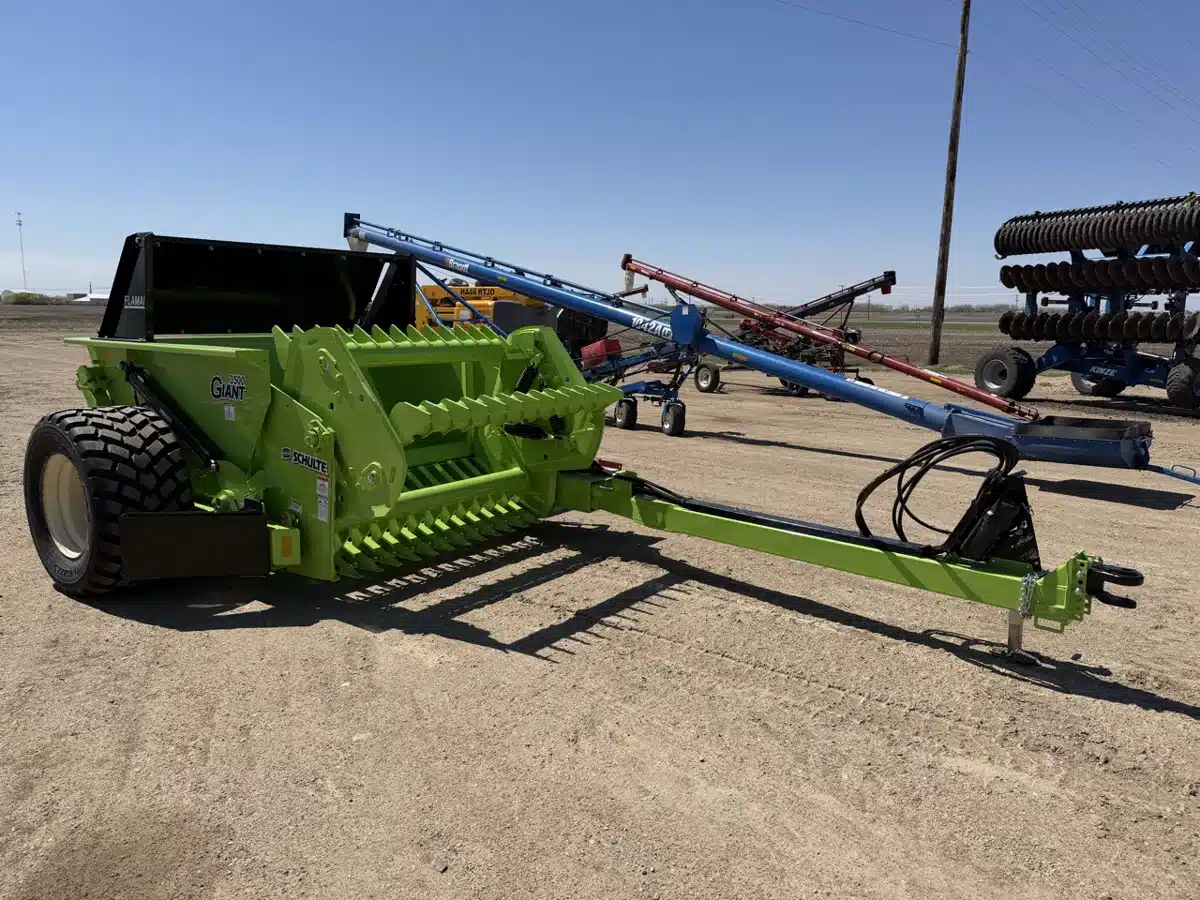 Gallery image 2 for 2026 Schulte 3500 Rock Picker