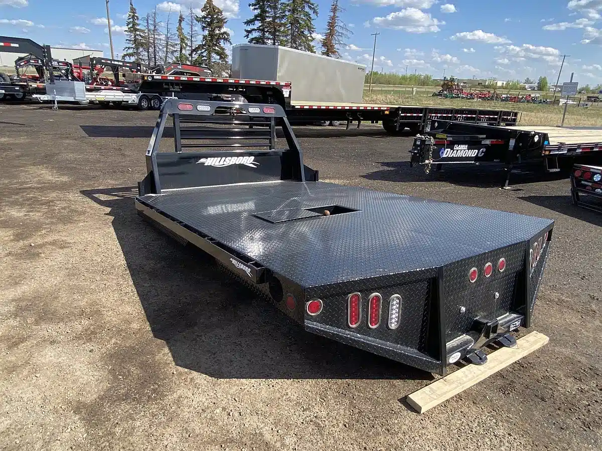 Photo de la Galerie 1 pour Hillsboro GLT96-136-34-84-40 F/G Trailer