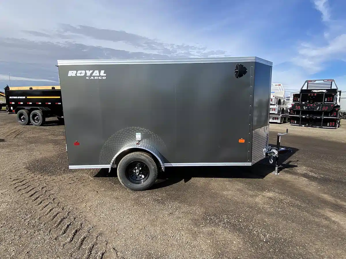 Gallery image 2 for 2026 Royal Cargo LCHS29-512V64 Trailer - Enclosed