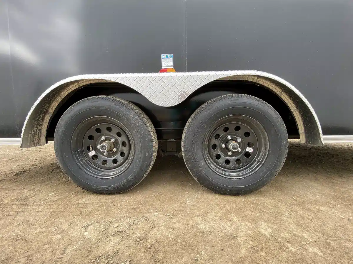 Gallery image 2 for 2026 Royal Cargo LCHT35--716V-86 Trailer - Enclosed