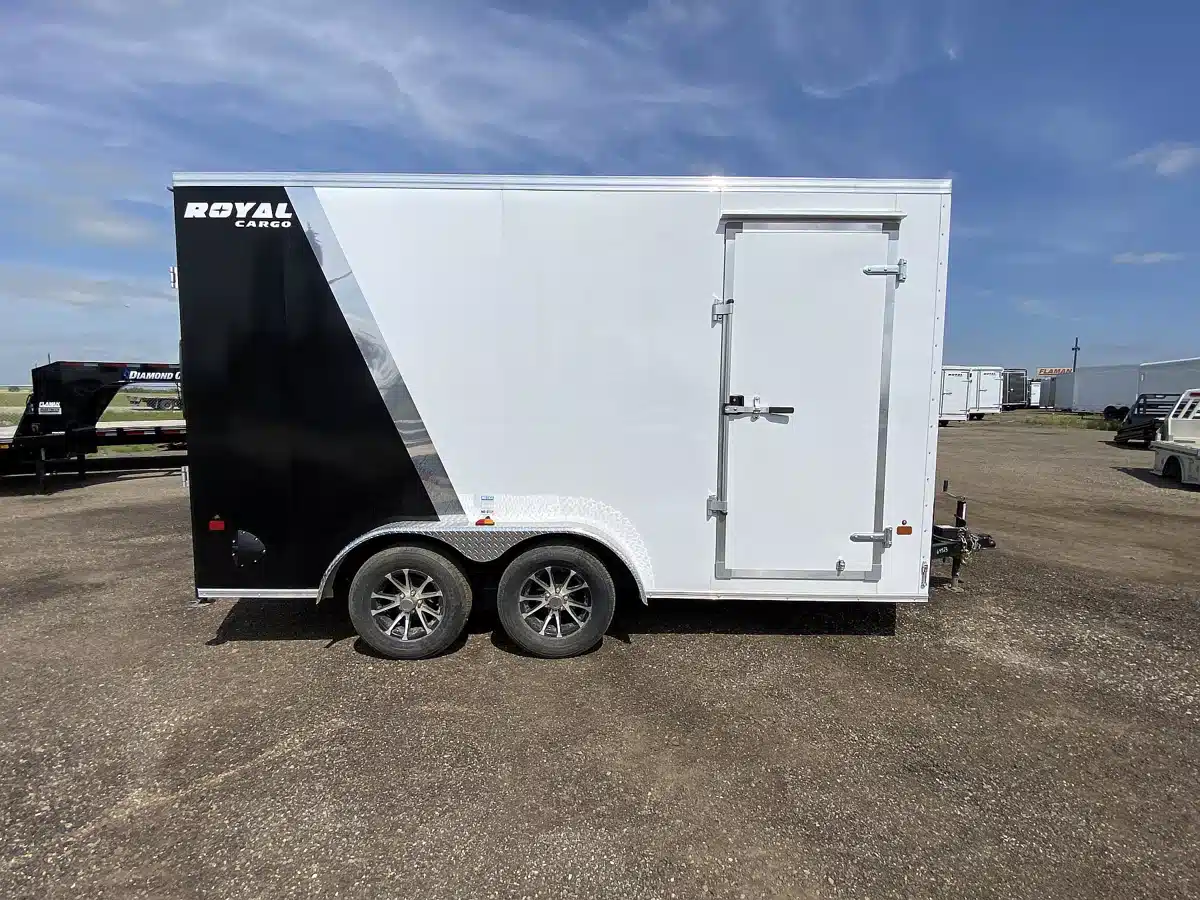 Gallery image 2 for 2026 Royal Cargo LCHT35--716V-86 Trailer - Enclosed