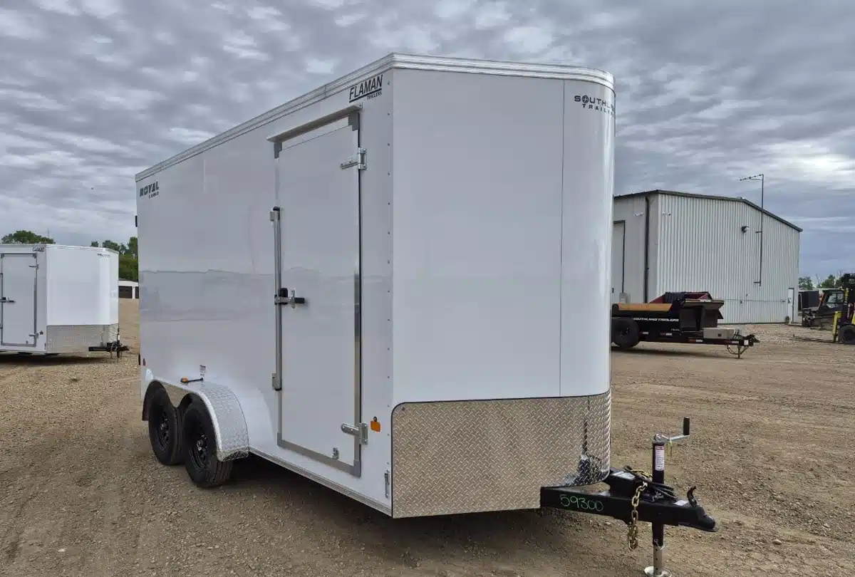 Gallery image 1 for 2026 Royal Cargo LCHT35-716V-86 Trailer - Enclosed