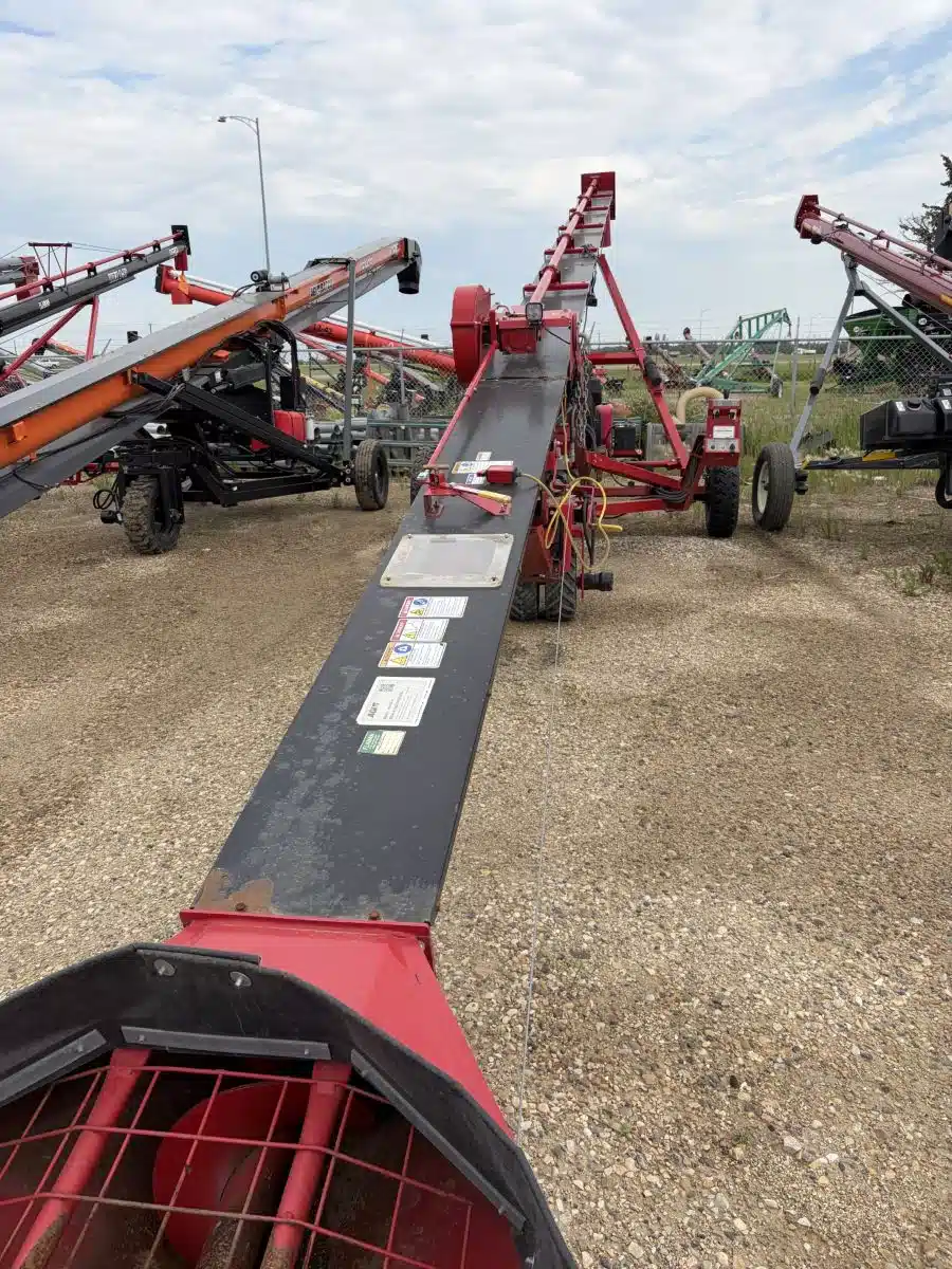 Gallery image 1 for 2022 AGI UTX44 Grain Auger