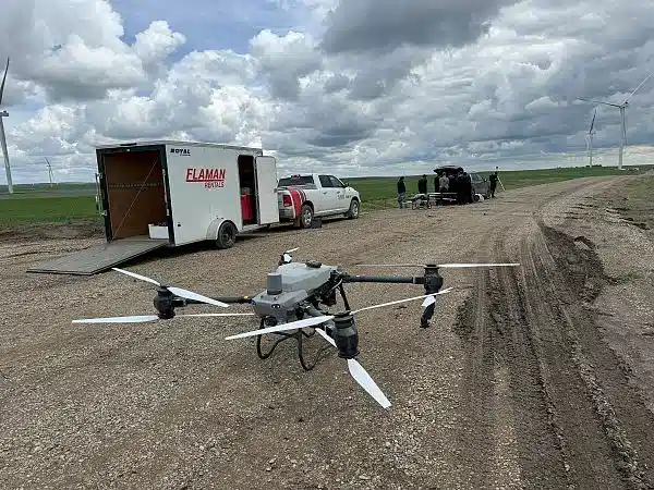 Photo de la Galerie 1 pour DJI AGRAS T50 Arroseur - Automoteur