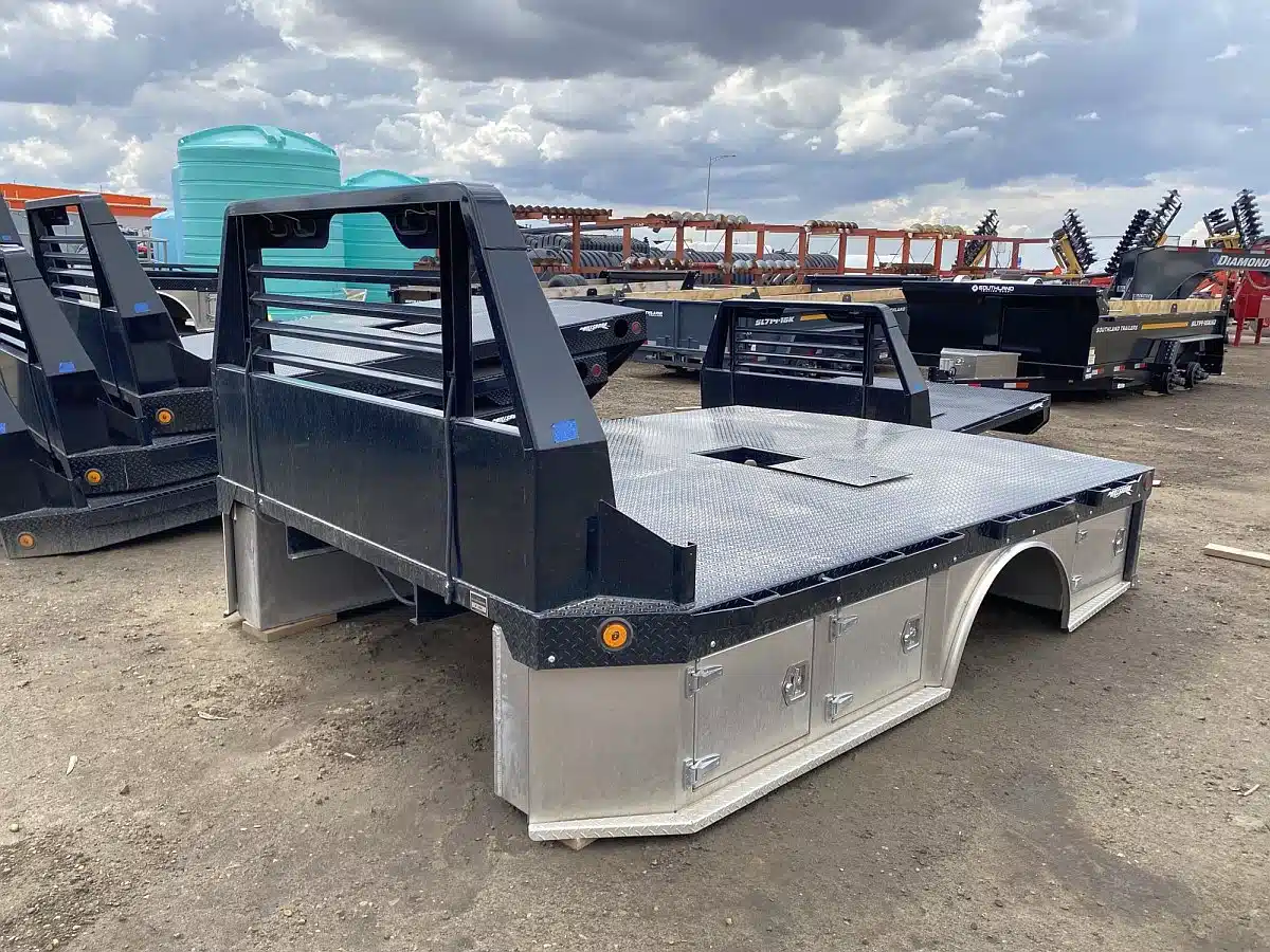 Photo de la Galerie 2 pour Hillsboro STA5-96-136-34-84-40 F/G Trailer