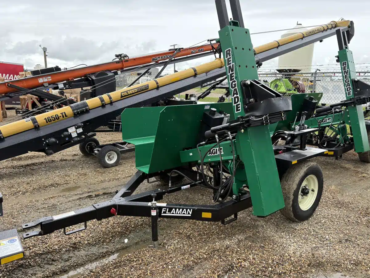 Gallery image 2 for 2026 AGI RENEGADE Post Driver