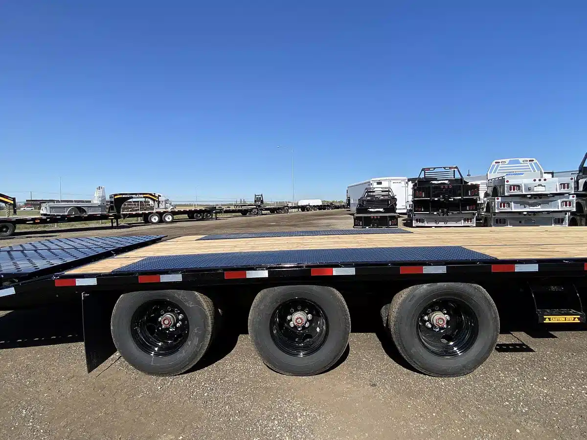 Gallery image 2 for 2027 Southland Trailers ETGTR10-26 BT Trailer