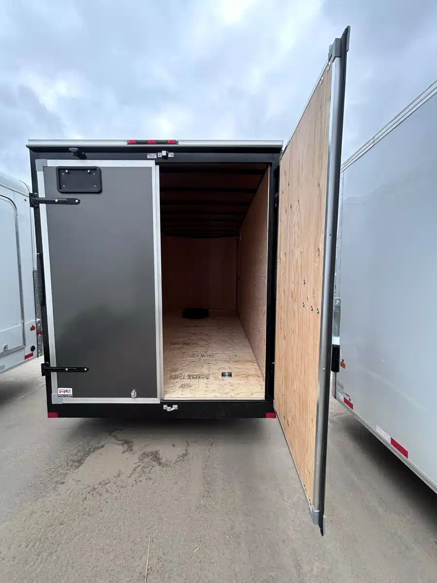 Gallery image 2 for 2026 Royal Cargo LCHT35-716V-86 Trailer - Enclosed