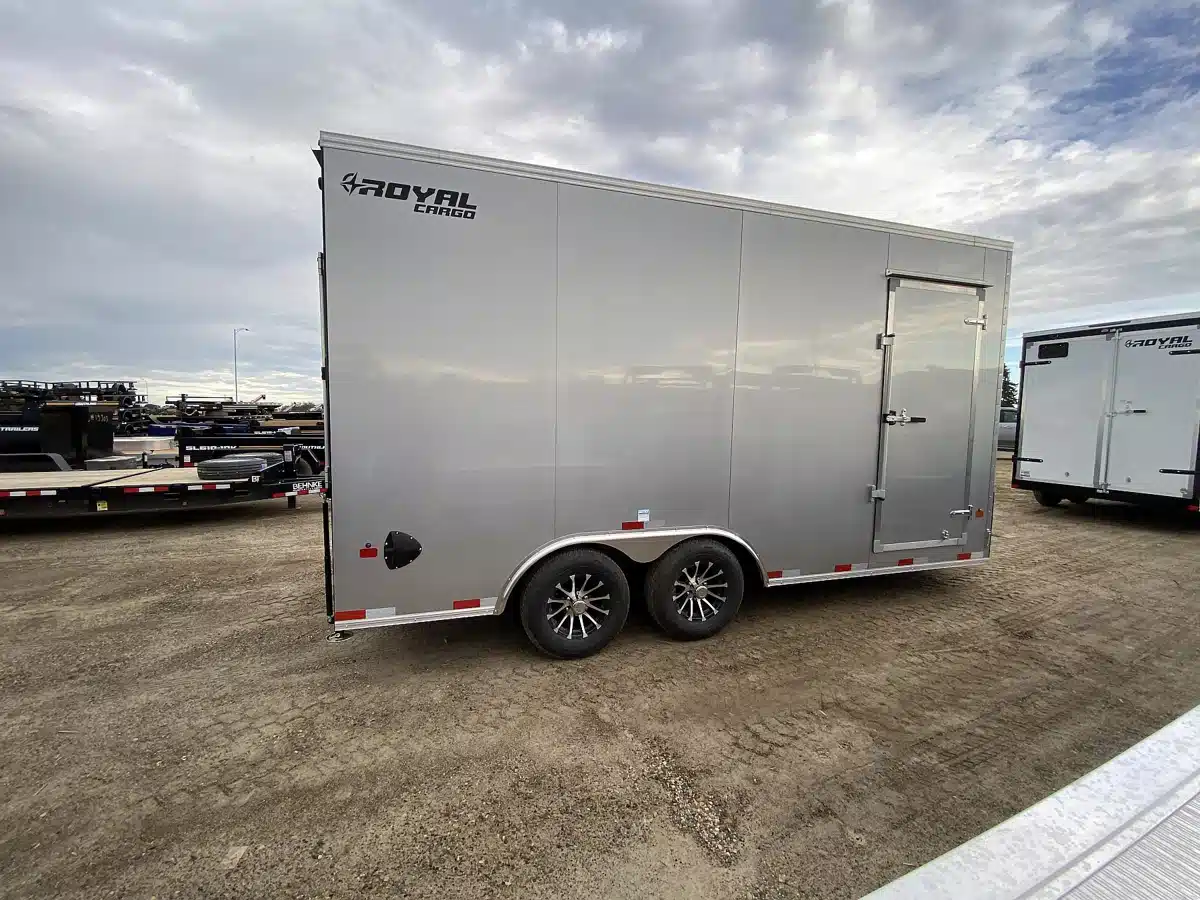 Photo de la Galerie 2 pour 2027 Royal Cargo LCHT52-818V-92 Trailer