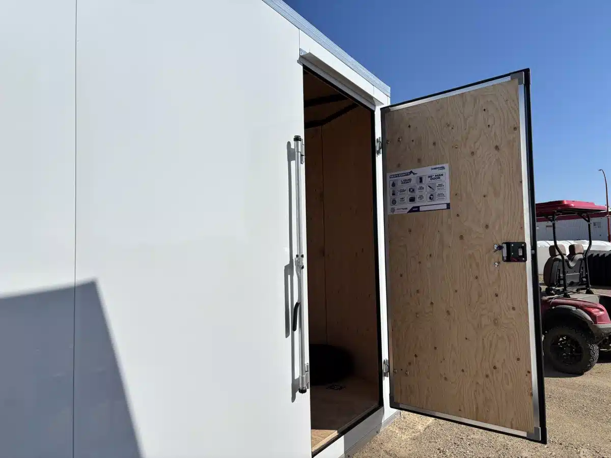 Photo de la Galerie 2 pour 2026 Royal Cargo LCH Remorque fermée