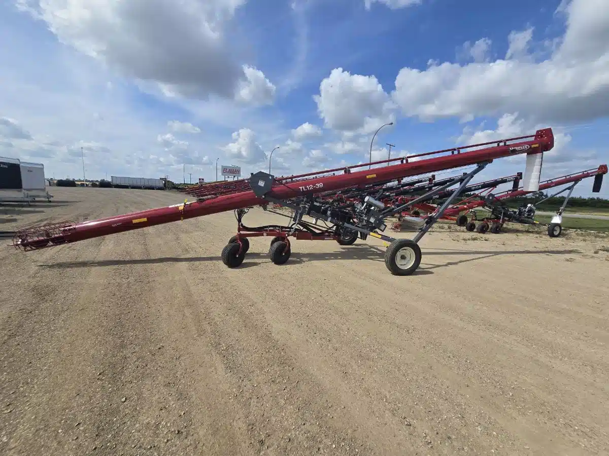 Gallery image 2 for 2026 Meridian TL 12-39 FE Grain Auger