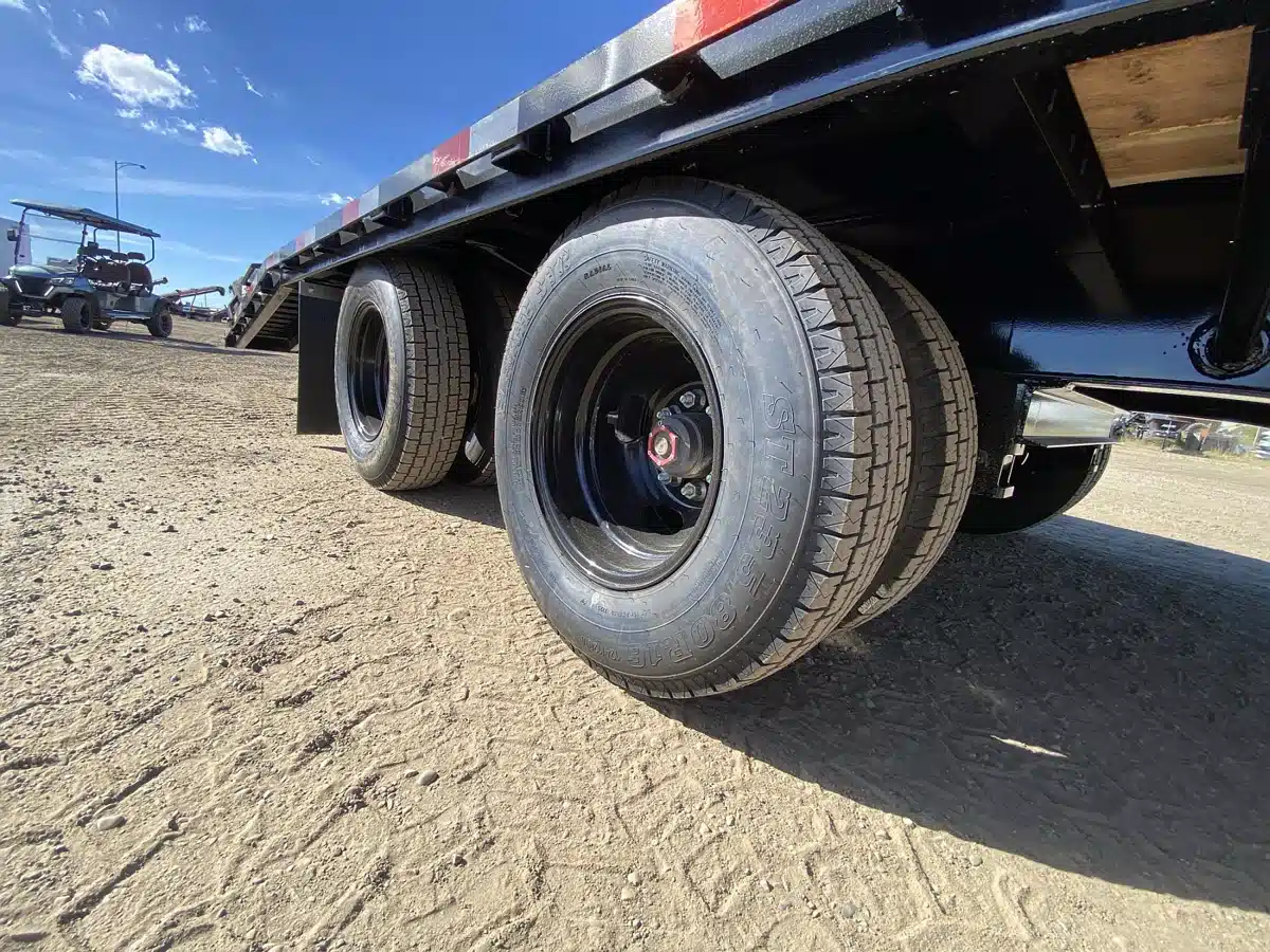 Photo de la Galerie 2 pour 2027 Southland Trailers ETGT10-24 BT Remorque - Plateforme