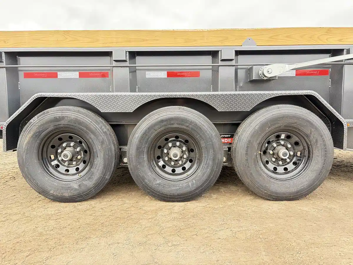 Gallery image 2 for 2027 Diamond C LPT307 GN Trailer - Dump
