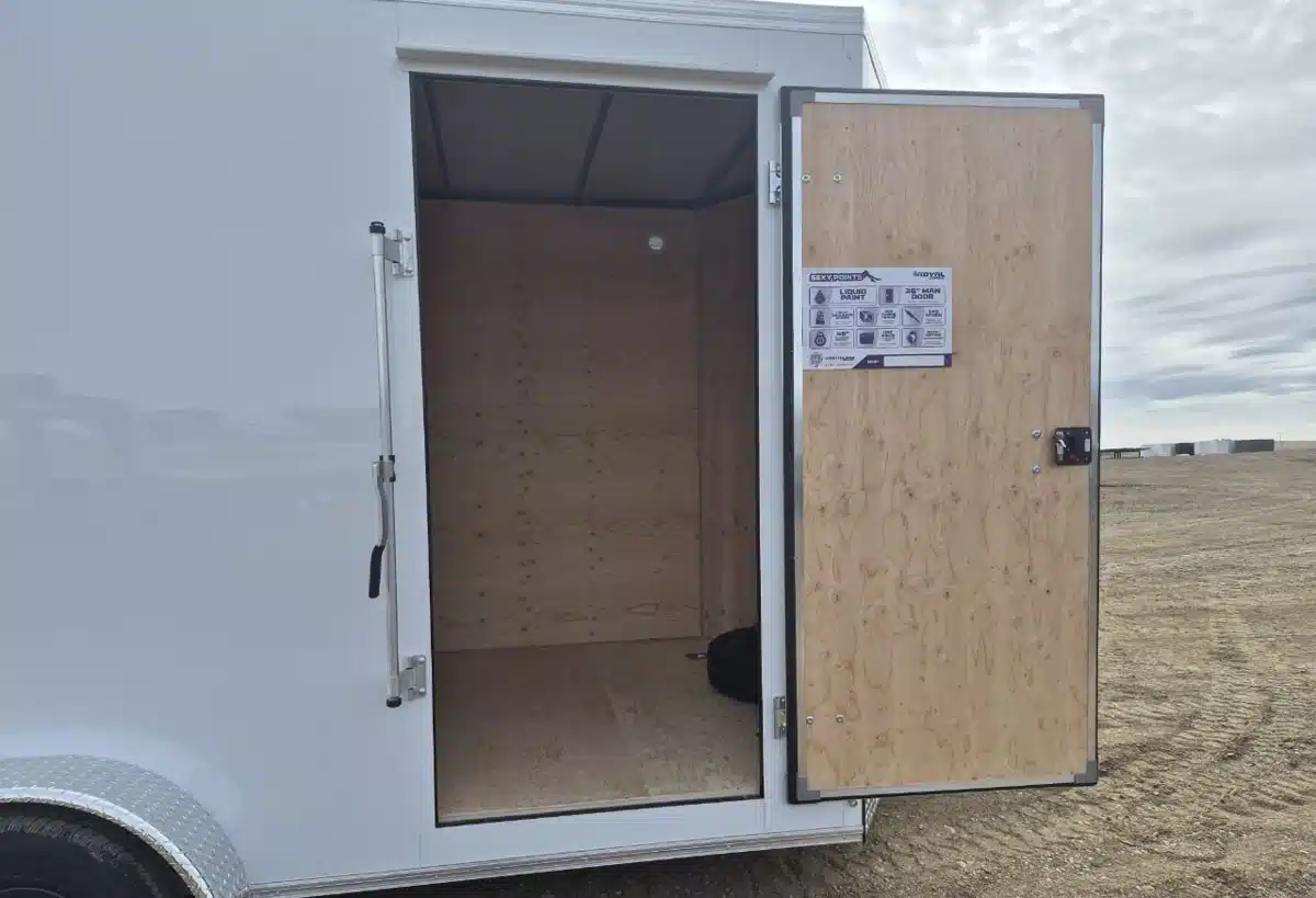 Gallery image 2 for 2027 Royal Cargo LCHT35-716V-86 Trailer - Enclosed